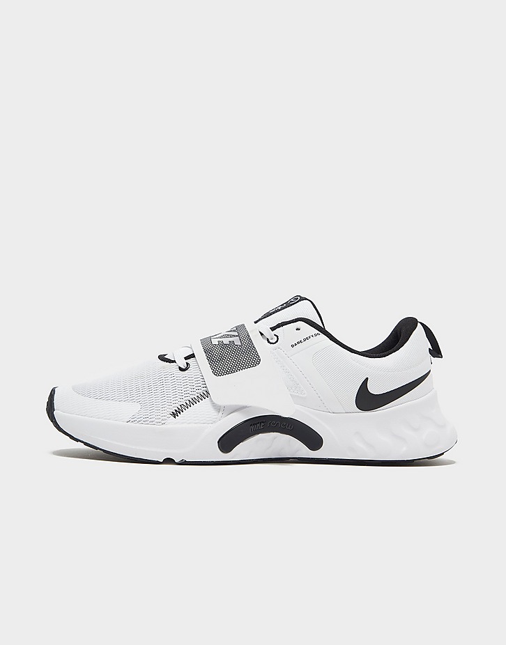 Nike Retaliation 4